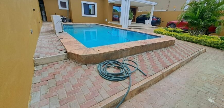 BELÍSSIMA MORADIA T3 COM PISCINA