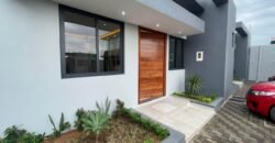 Arrenda-se Casa T2 num Condomínio – Super Luxuoso