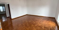 Arrenda-se Casa T2 – Quintal Independente