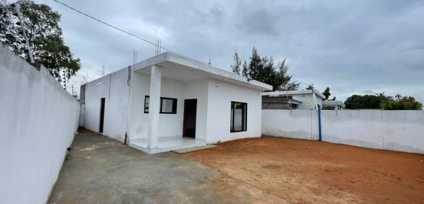 Arrenda-se Casa T2 – Quintal Independente