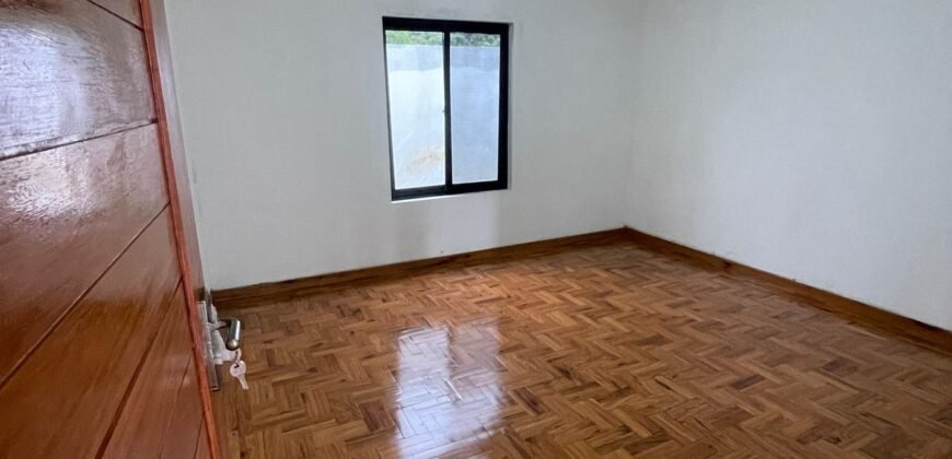 Arrenda-se Casa T2 – Quintal Independente