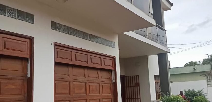 Arrenda -se Belíssima Duplex T6