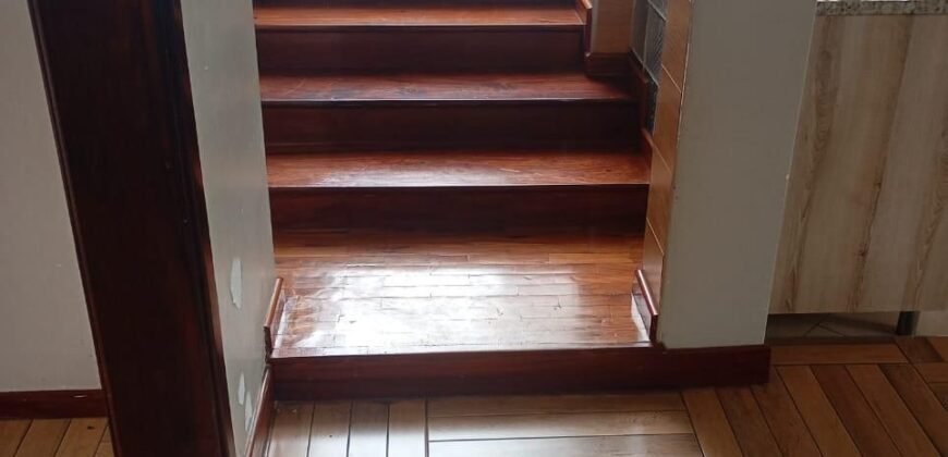 Arrenda -se Belíssima Duplex T6