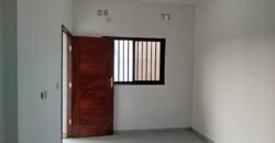 Arrenda se Luxuosa T1 Placas num Condomínio