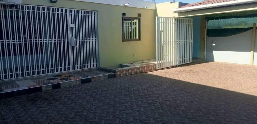 Vende-Se Casa T3 Placa