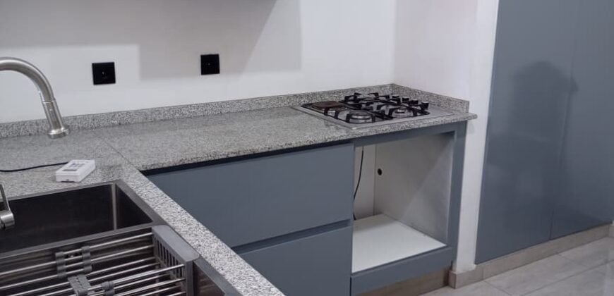 ARRENDA-SE LUXUOSA MORADIA T2 PLACA