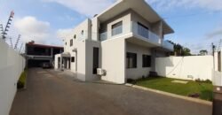 Vende-se Casa tipo R/c 1° andar