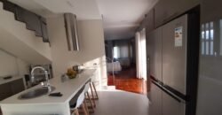Vende-se Casa tipo R/c 1° andar