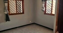 ARRENDA-SE LUXUOSA MORADIA T3