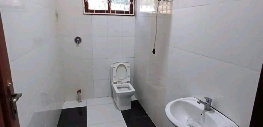 ARRENDA-SE LUXUOSA DUPLEX T4 NOVA